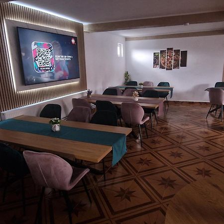 Pensiunea Anisoara Chiscau Luaran gambar